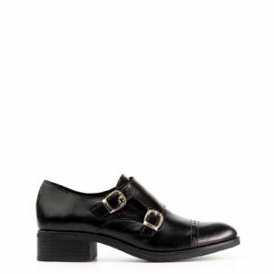 Zapato plano negro con hebillas en Acampada Shoes ref:6095