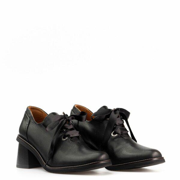 Zapato negro tacón ancho en Acampada Shoes ref:6132