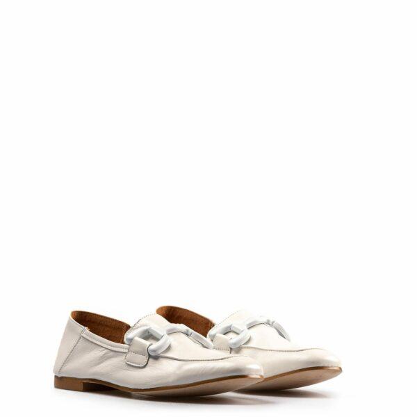Mocasín blanco con cadena blanca en Acampada Shoes ref: 6865